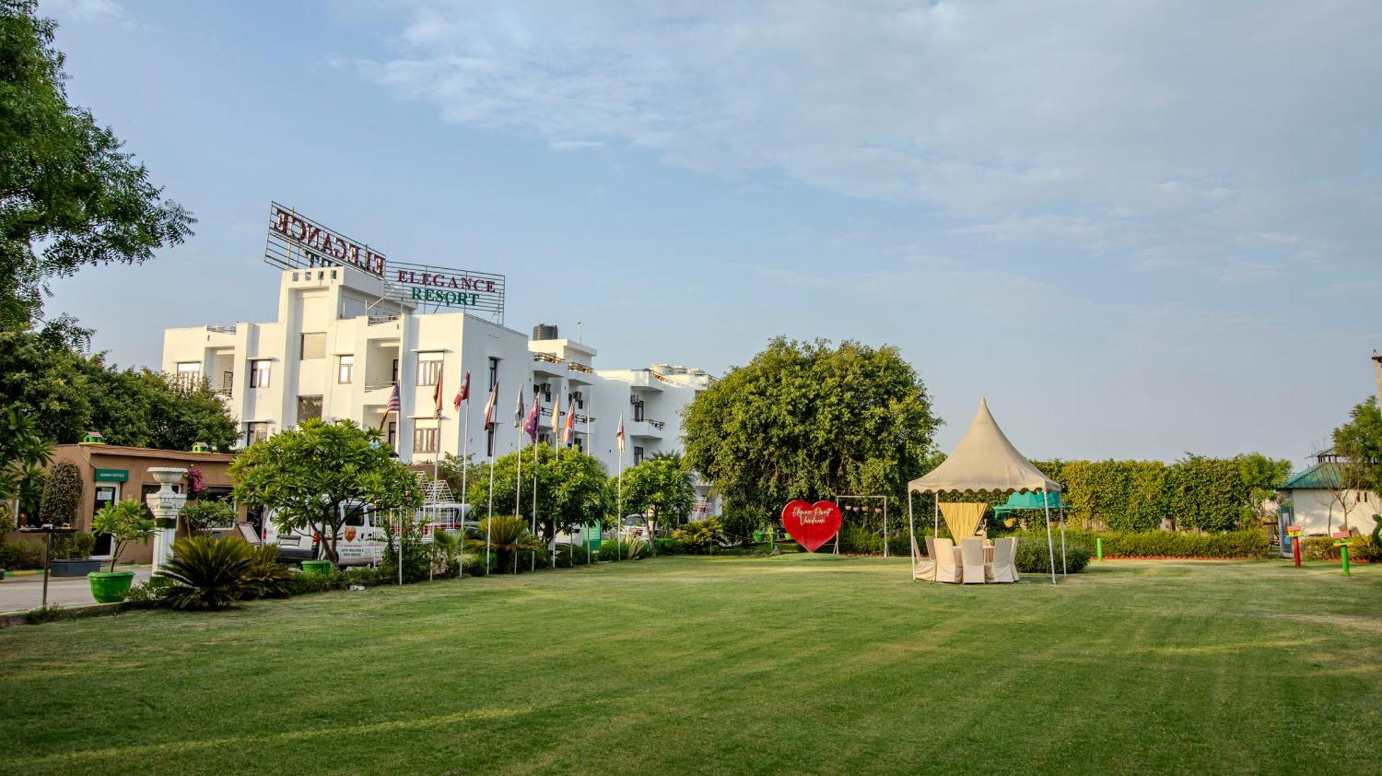 Elegance Resort Вриндавана Экстерьер фото
