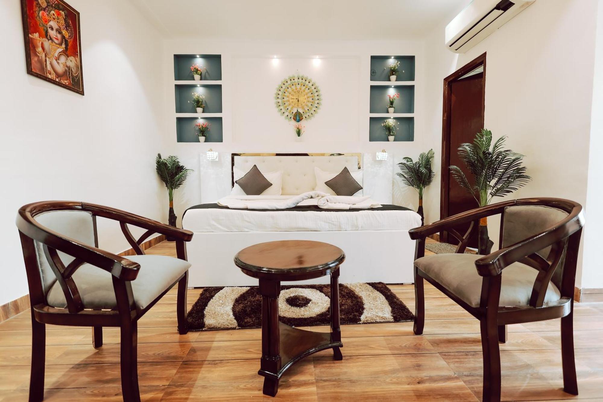 Elegance Resort Вриндавана Экстерьер фото